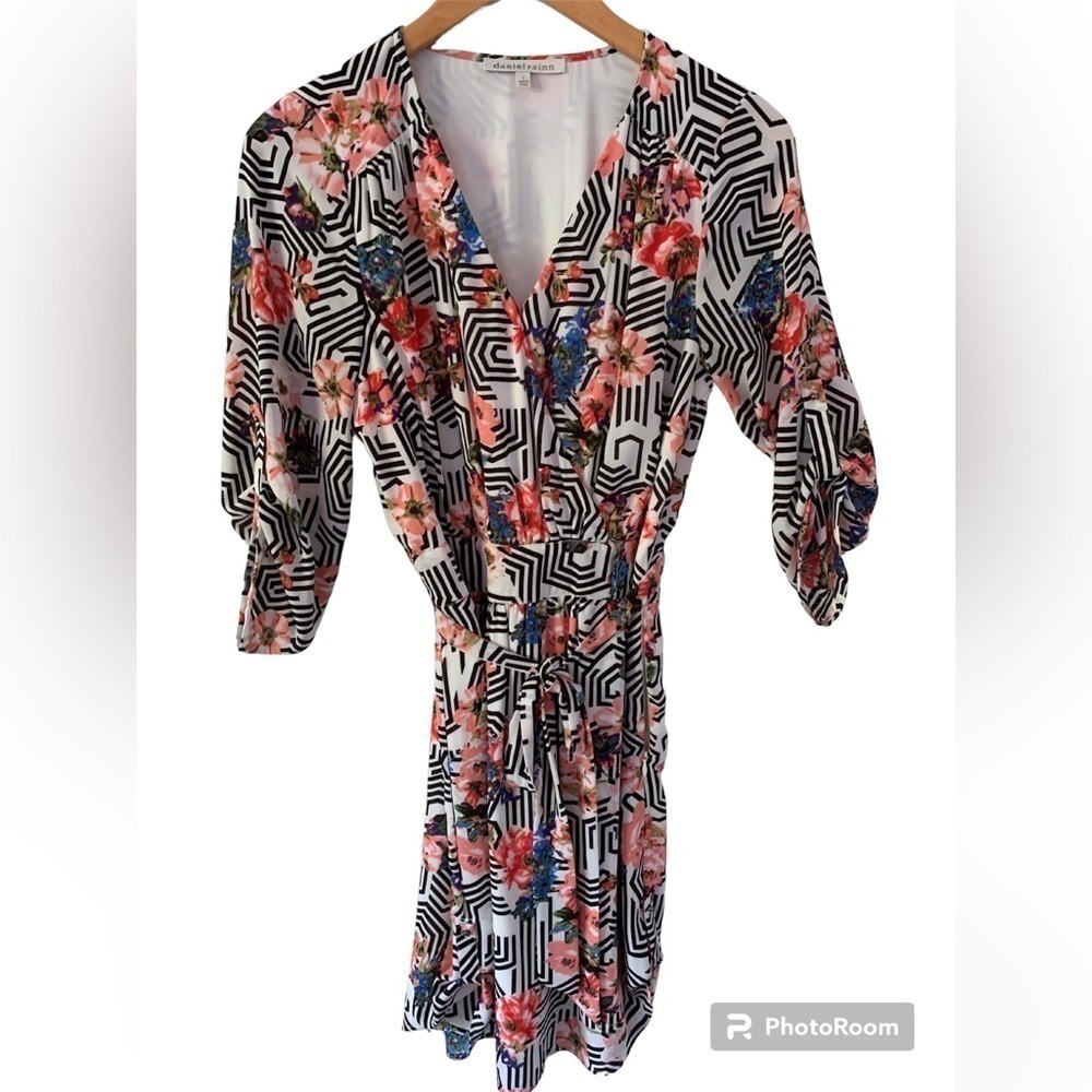 Daniel Rainn Floral Print Women’s Dress in Size Small, from Nordstrom